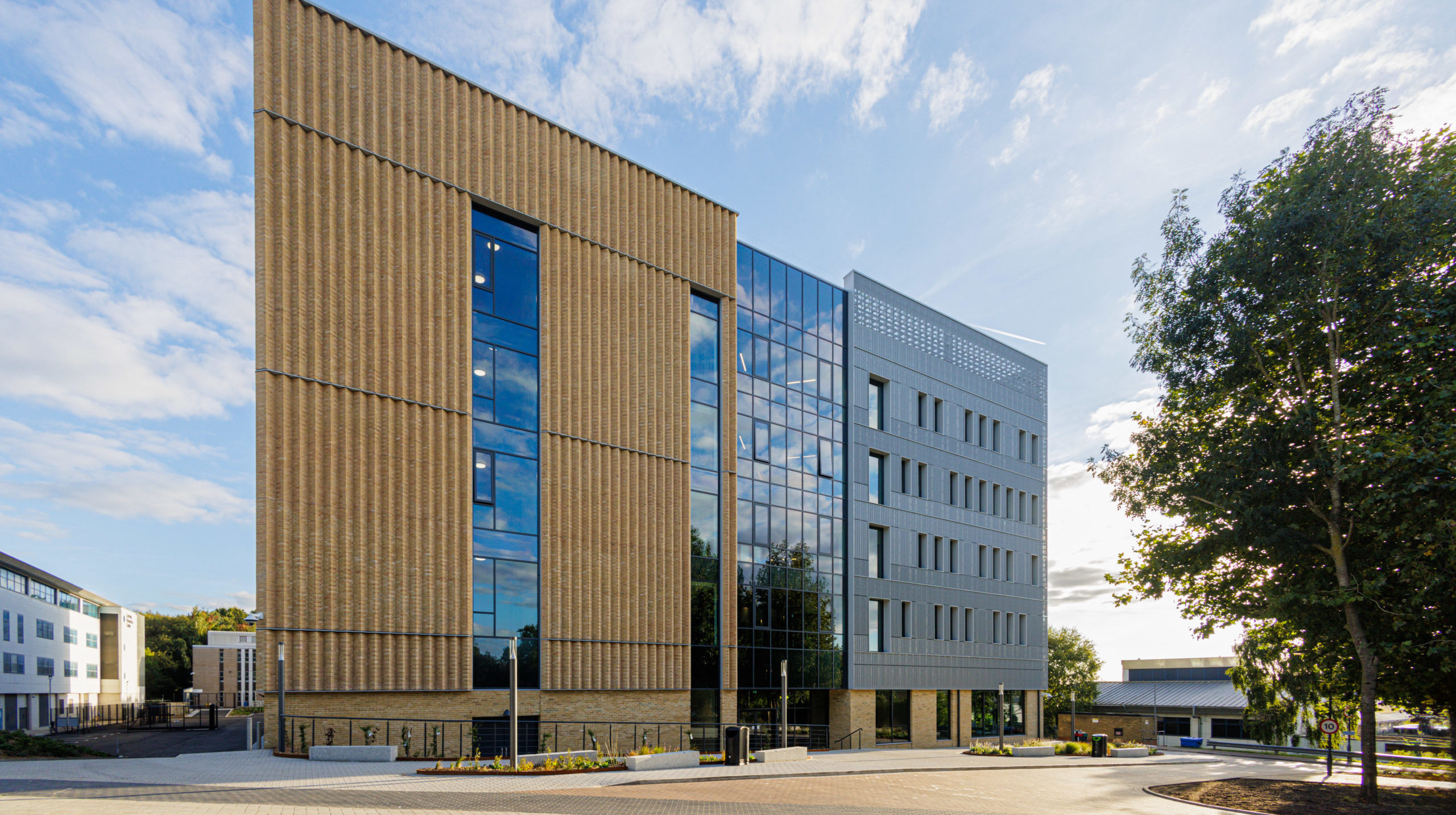 University of Hertfordshire’s new £100m School of Physics, Engineering and Computer Science opens